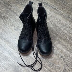 Black Leather Women's Boots